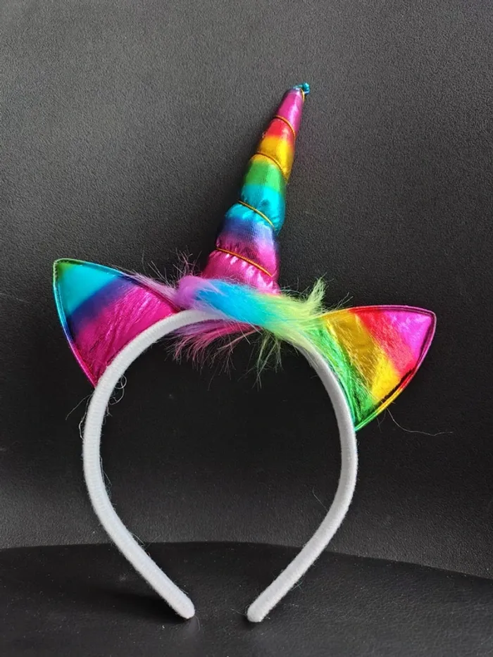 Serre tĂȘte licorne đŠ multi couleur arc en ciel