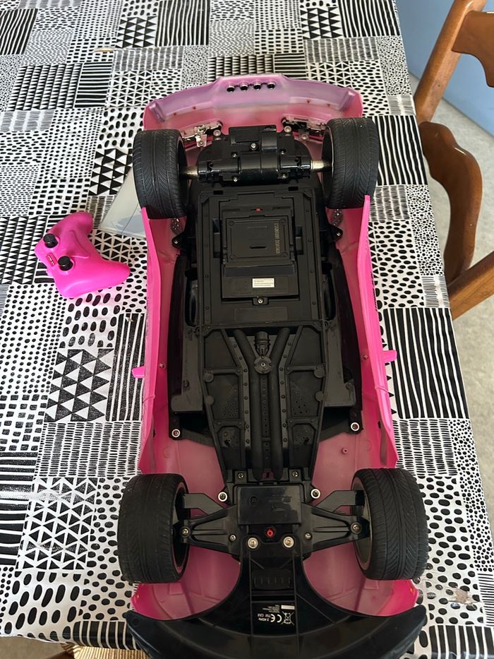 Voiture barbie - photo numéro 2