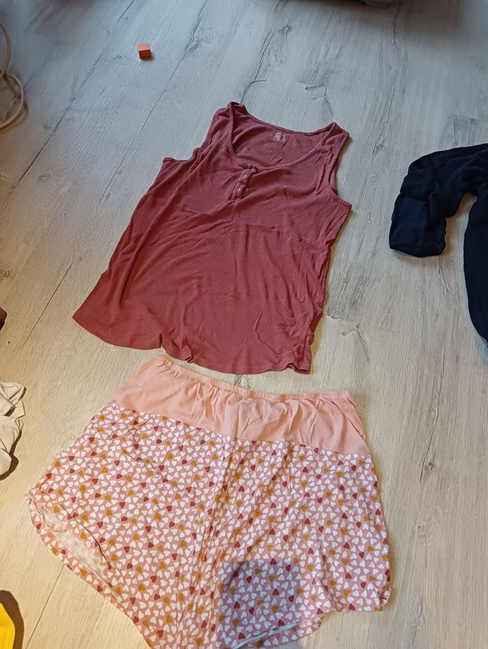 Lot de Vêtement grossesse et allaitement - photo numéro 3