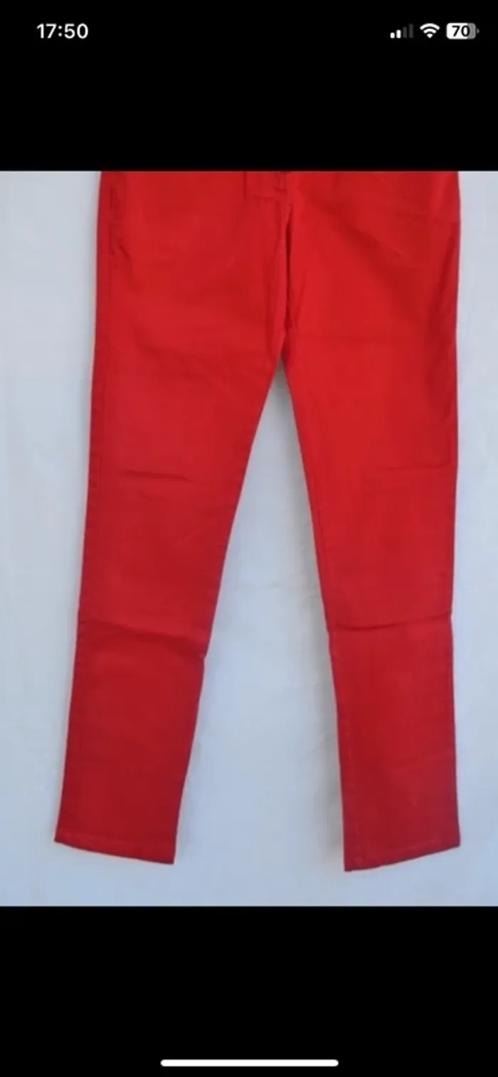 Pantalon rouge - photo numéro 4