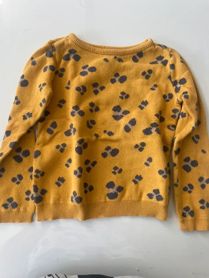 Lot 4 pulls fille taille 5 ans - photo numéro 2