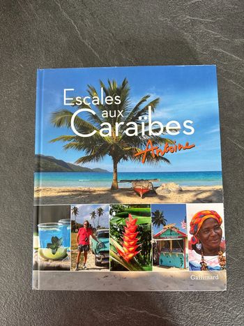 Magnifique -Livre escales aux Caraïbes - Gallimard - très bon état