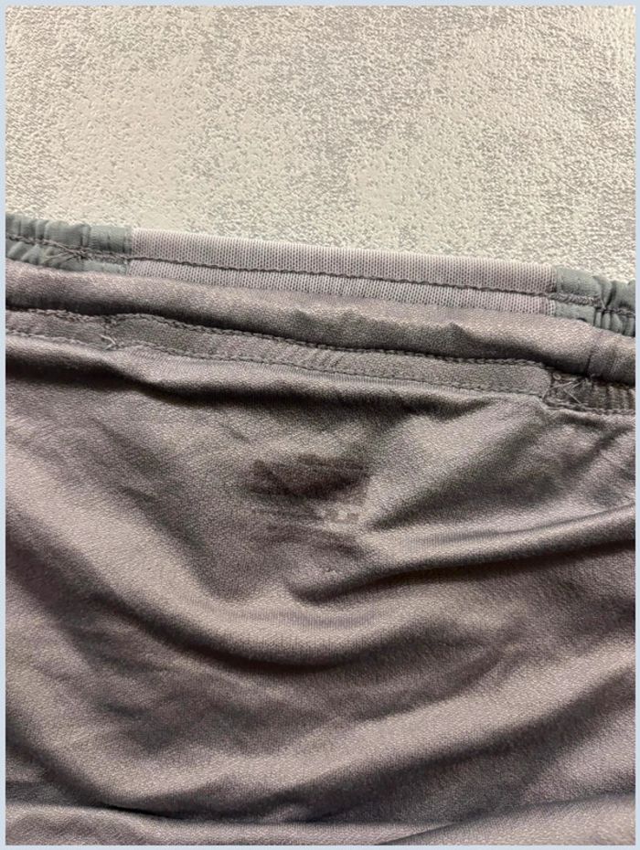 Short Nike Gris logo brodé Taille XL - photo numéro 7