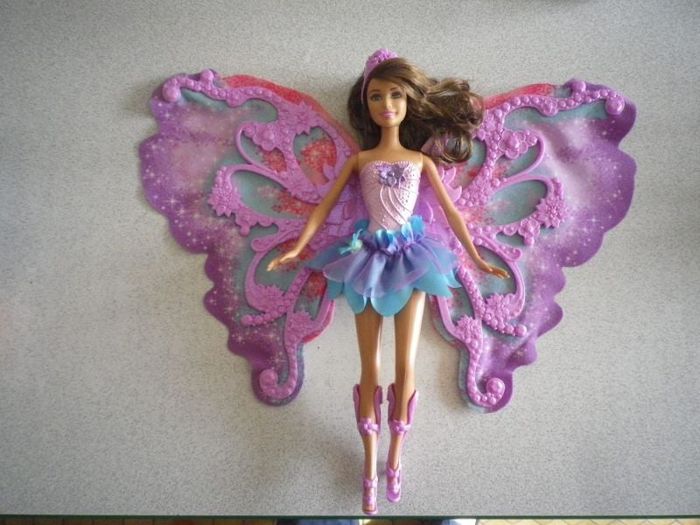 POUPEE FEE