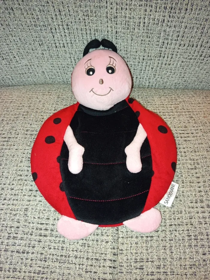 Doudou plat coccinelle Sanodiane