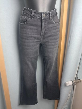 NVY jean taille haute T.38 en tbe