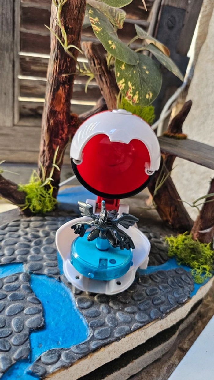 Super figurine Pokemon Nintendo toupie zekrom - photo numéro 3