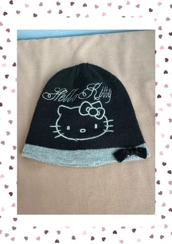 Bonnet Hello Kitty noir et gris