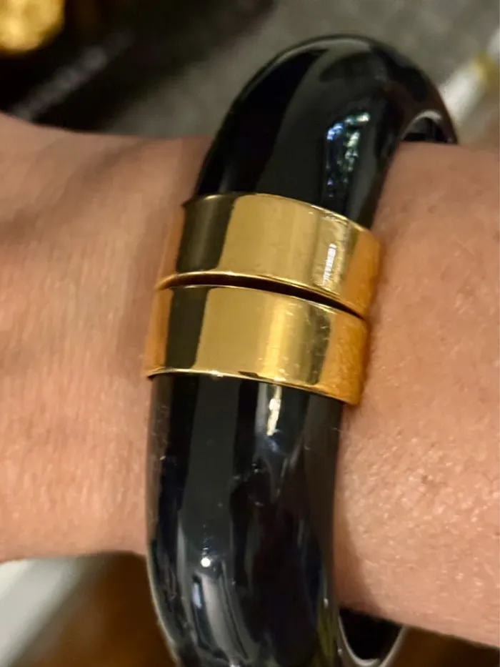 Jonc qui s’ouvre taille M habaha Paris résine noire et or - photo numéro 6