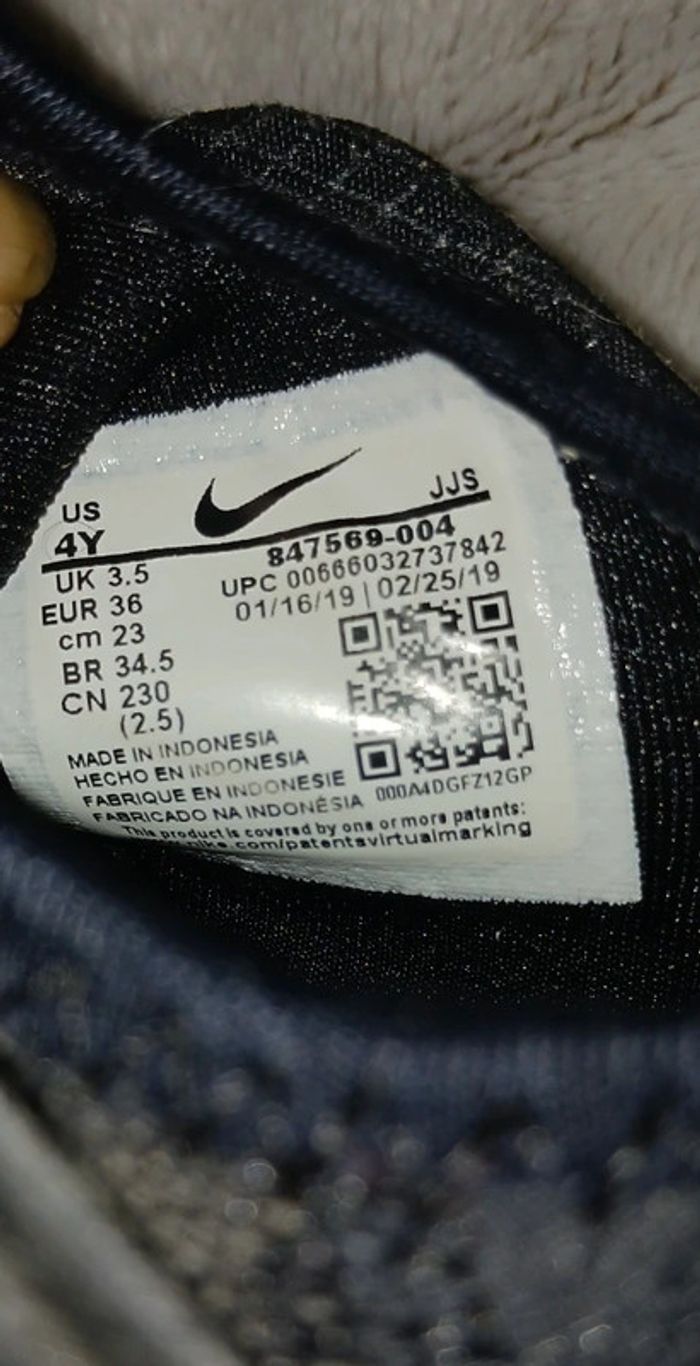 Nike Air Huarache taille 36 - photo numéro 7