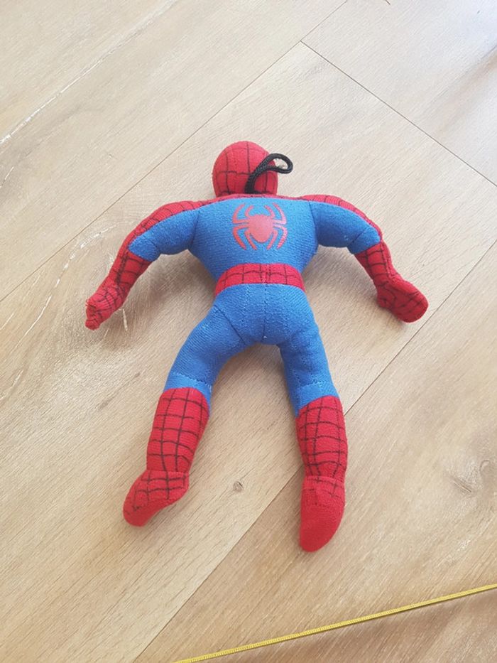 Peluche Spiderman - photo numéro 5