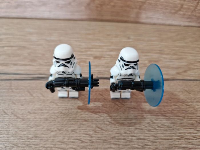 Figurines type lego 2 stormtroopers star wars - photo numéro 4
