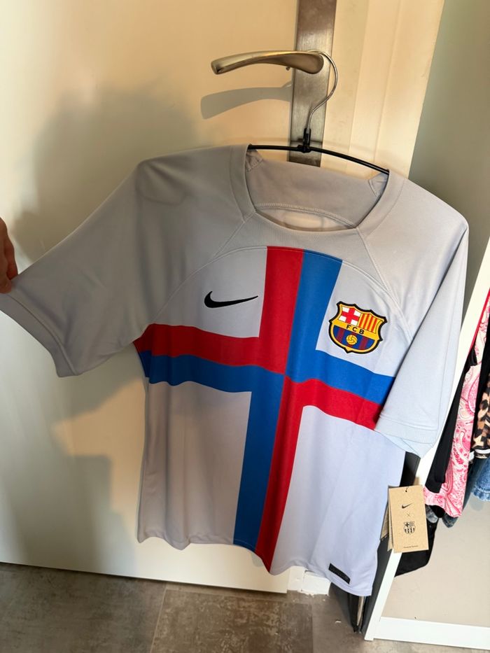 Maillot third du FC barcelone 2022/2023 vintage jersey - photo numéro 4