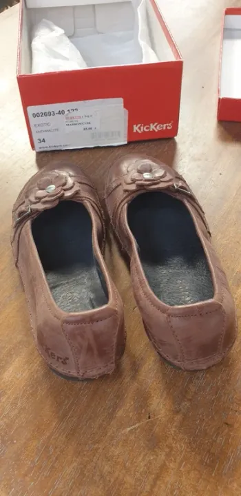 Ballerines kickers en cuir neuves