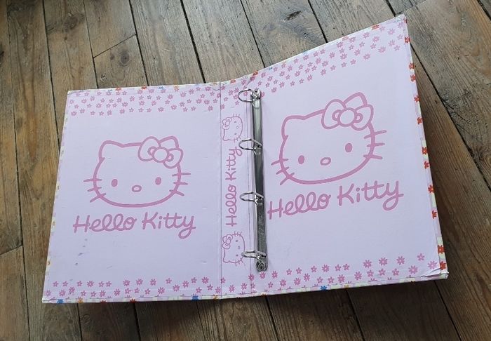 Classeur rose Hello Kitty - photo numéro 2