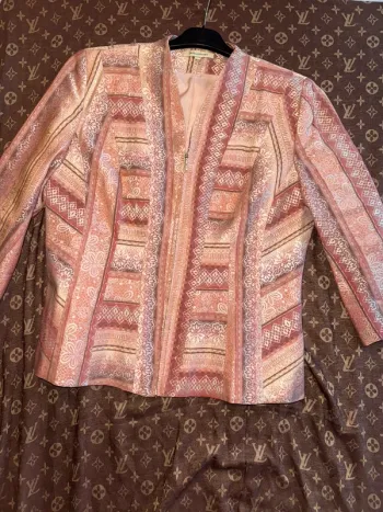 Belle veste Jaqueline Riu taille 46
