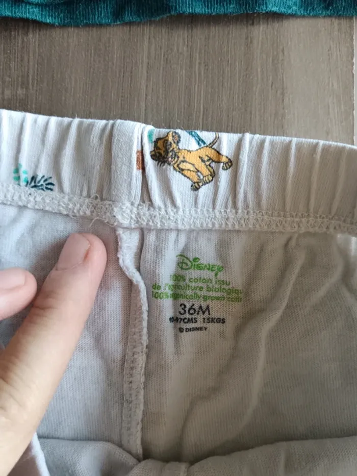 Ensemble été simba T-shirts et short taille 36 mois - photo numéro 3