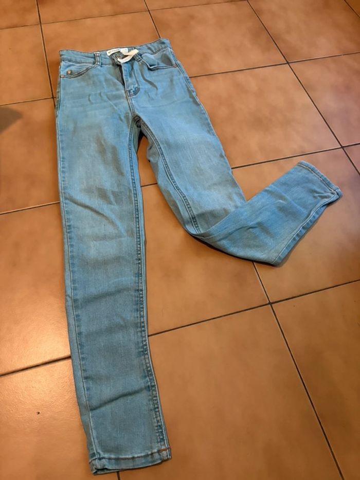 Jean femme 32 - photo numéro 2