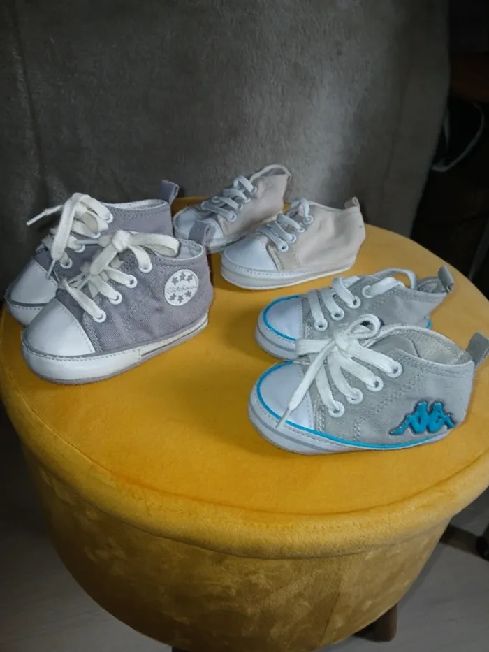 Lot de 3 chaussures bébé - photo numéro 2