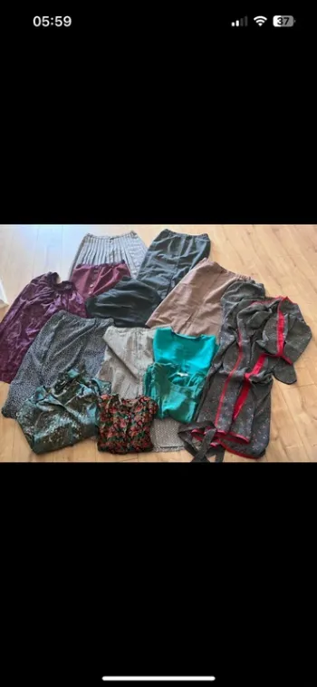 Lot pas de taille (jupe - Hauts)
