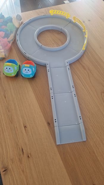 Circuit voiture dès 1 an