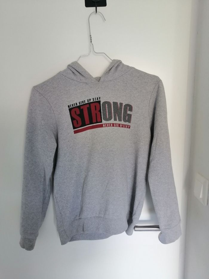 Pull à capuche garçon 12 ans