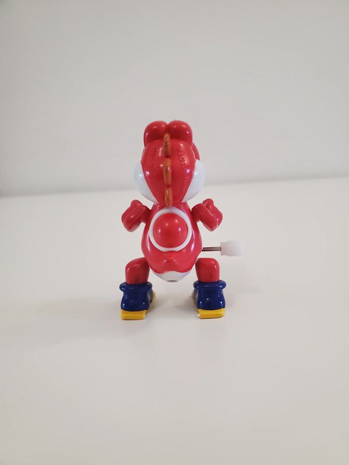 Nintendo Super Mario. Figurine de Yoshi Rouge Officielle Tomy 7 cm environ  Bon État - photo numéro 3