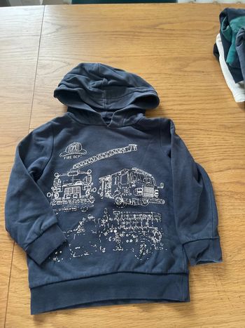 Pull à capuche