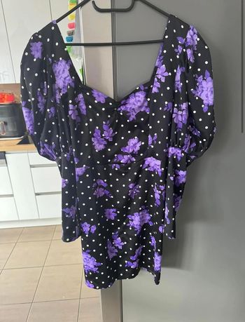 Robe fleurie et pois bershka