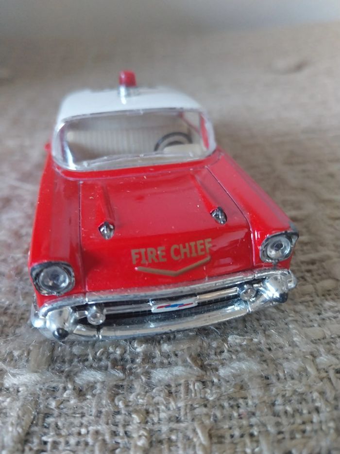 Chevrolet Bel Air Fire Chief 1957 Vintage 1/40 - photo numéro 3