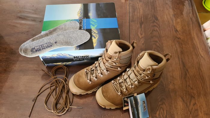 Chaussures de randonnée - photo numéro 2