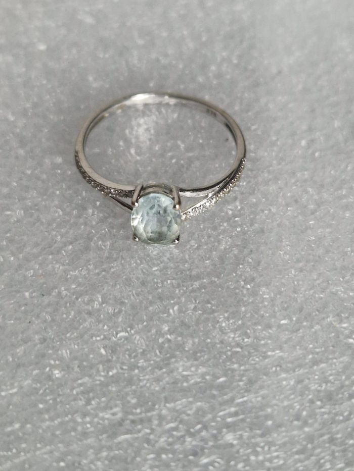 💍 Bague en or blanc 9 carats (375) avec pierre bleue et éclats de zirconium ✨ - photo numéro 8