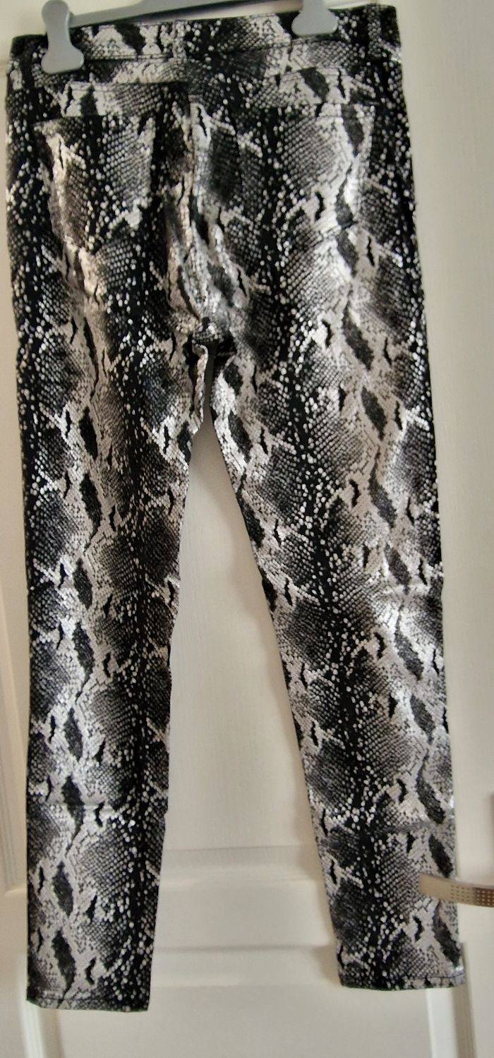 Pantalon skin n'y motif serpent - photo numéro 2