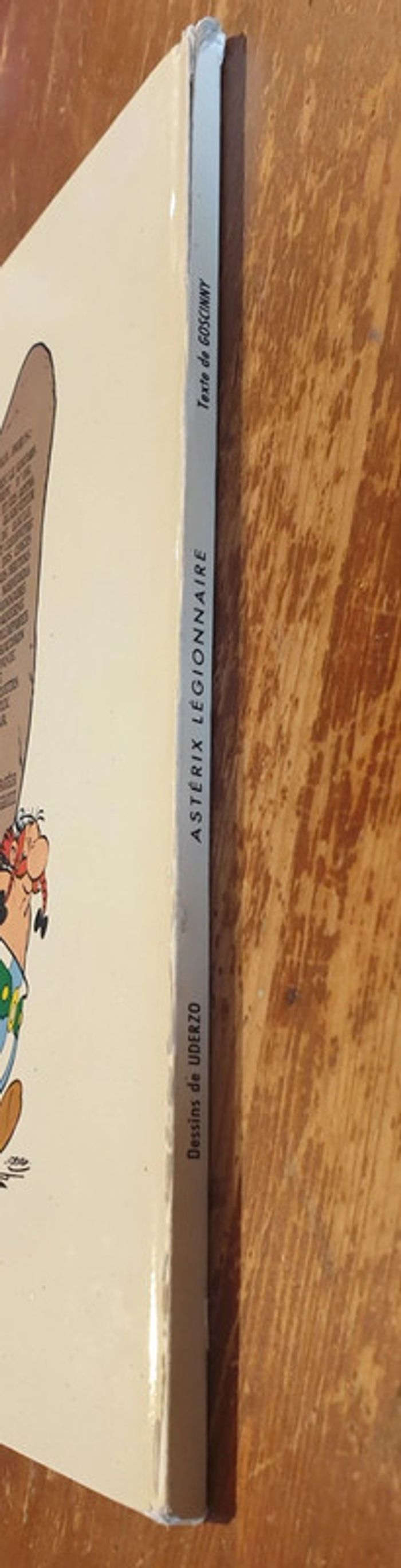 BD Astérix légionnaire - Dargaud 1979 - photo numéro 3