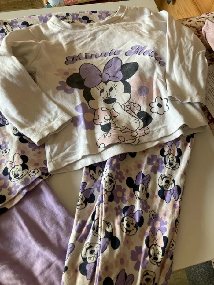 Lot de 2 pyjamas Minnie 24- 36mois - photo numéro 3