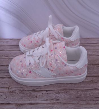 Baskets roses pailletées motifs cœurs - Taille 30 - Neuves