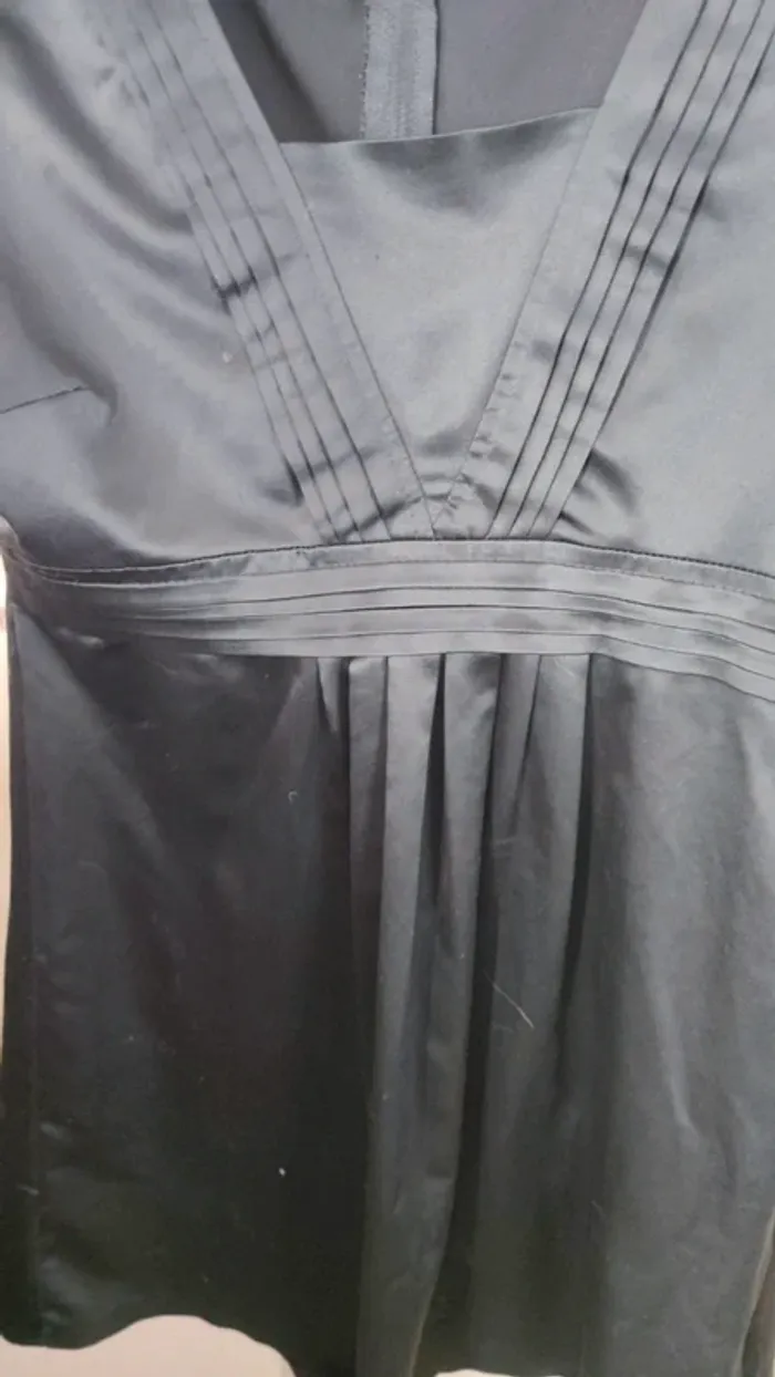 Robe noir - photo numéro 3