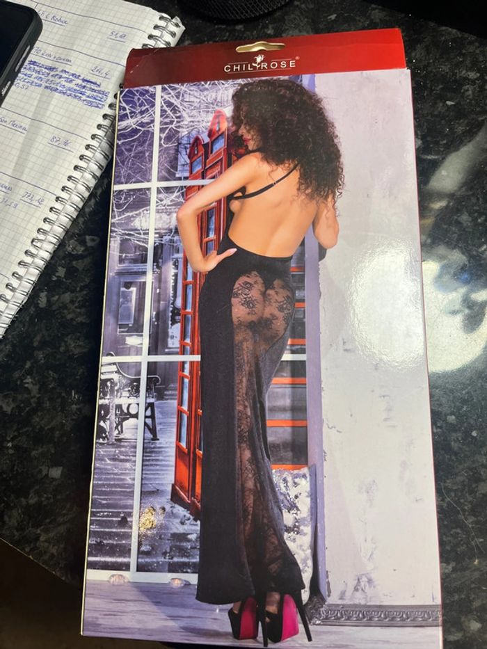 Robe sexy Chilirose neuve taille M dans sa boîte d’origine - photo numéro 3