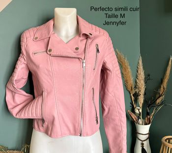 Perfecto simili cuir  Taille M 