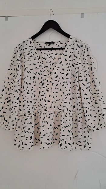Blouse noir et blanche taille 44