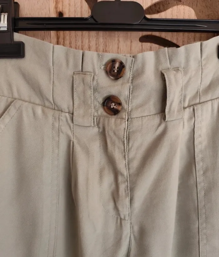 Short fluide T 32 Amisu - photo numéro 4
