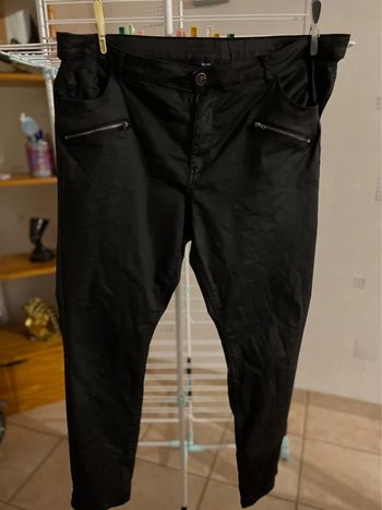 Pantalon noir femme