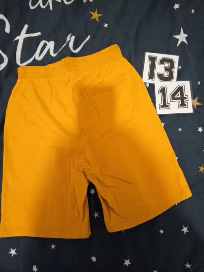 Short jaune _ T.13/14 ans - photo numéro 2