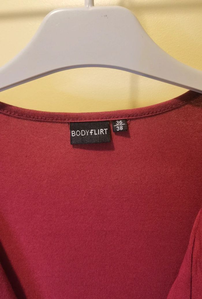 Robe rouge foncé bordeau avec ceinture - photo numéro 5