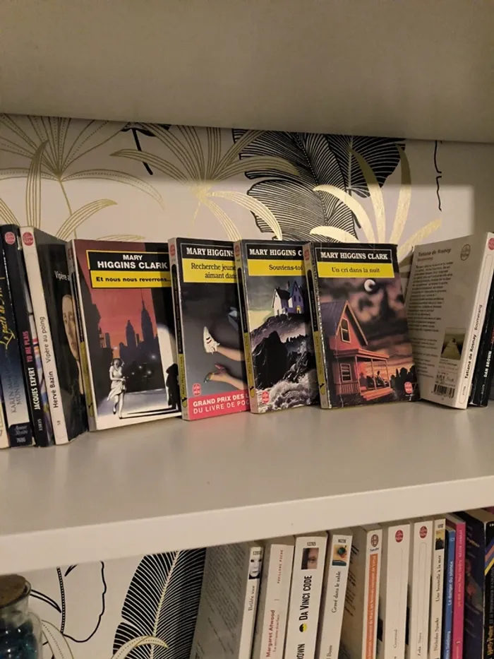 Lot de 4 livres de Mary Higgins Clark