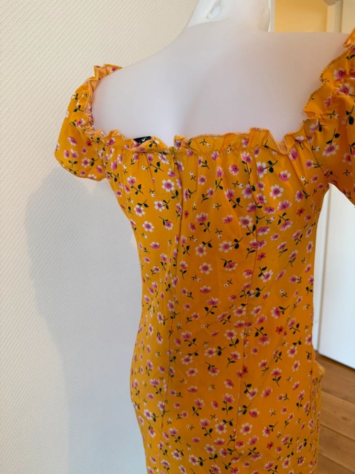 Robe d’été orange à fleur en très bon état taille M SHEIN - photo numéro 5