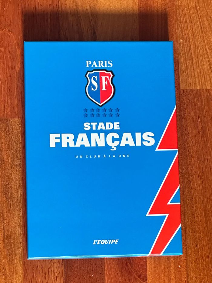 Coffret Livre SFP avec l'équipe