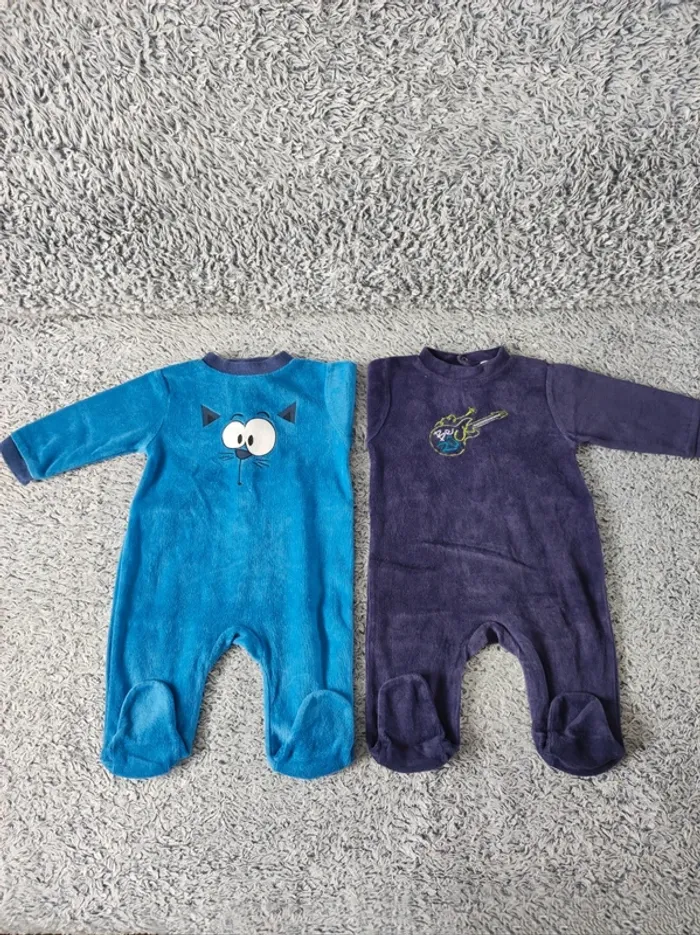 Lot pyjamas garçon 6 mois - photo numéro 2