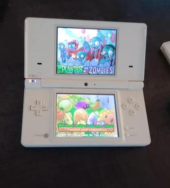Nintendo DSi blanche