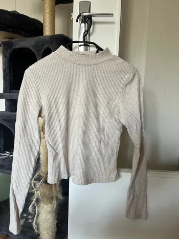 Croc top